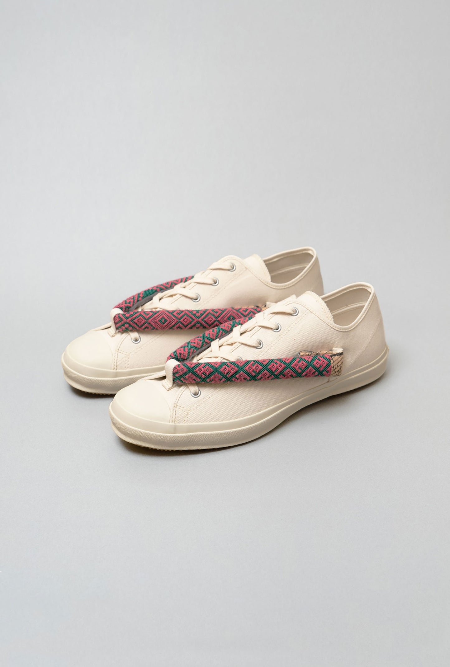 HANAO SHOES_KOGINSASHI (Kogin embroidery)_12