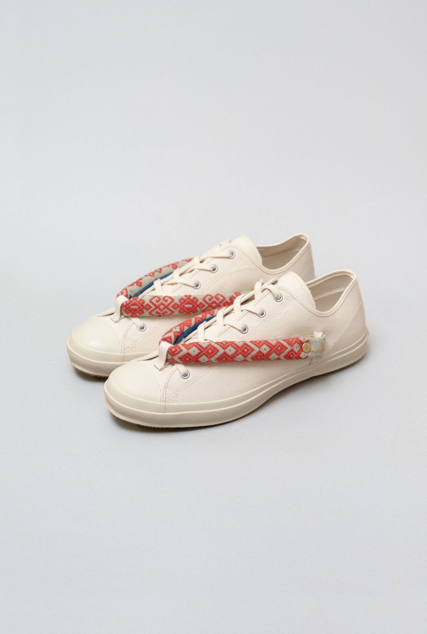 HANAO SHOES_KOGINSASHI (Kogin embroidery)_6