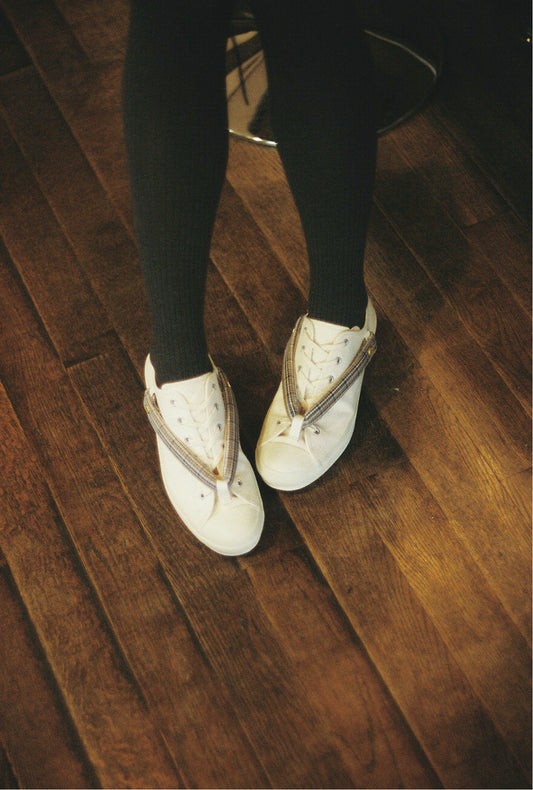 HANAO SHOES_MINO TSUTSUHIKI HONZOME (Mino Tsutsuhiki Hand-Dyeing)