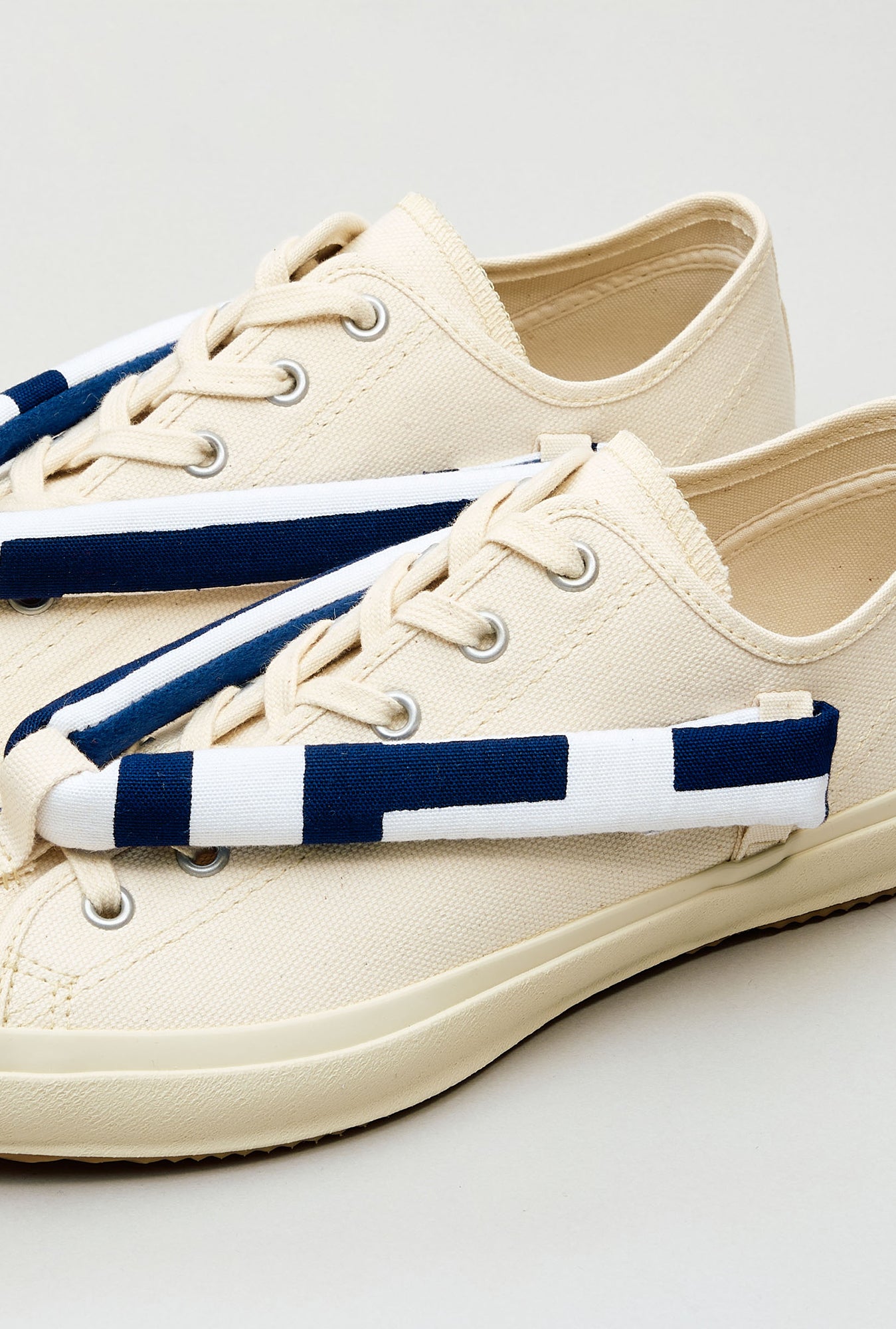 HANAO SHOES_MINO TSUTSUHIKI HONZOME (Mino Tsutsuhiki Hand-Dyeing)