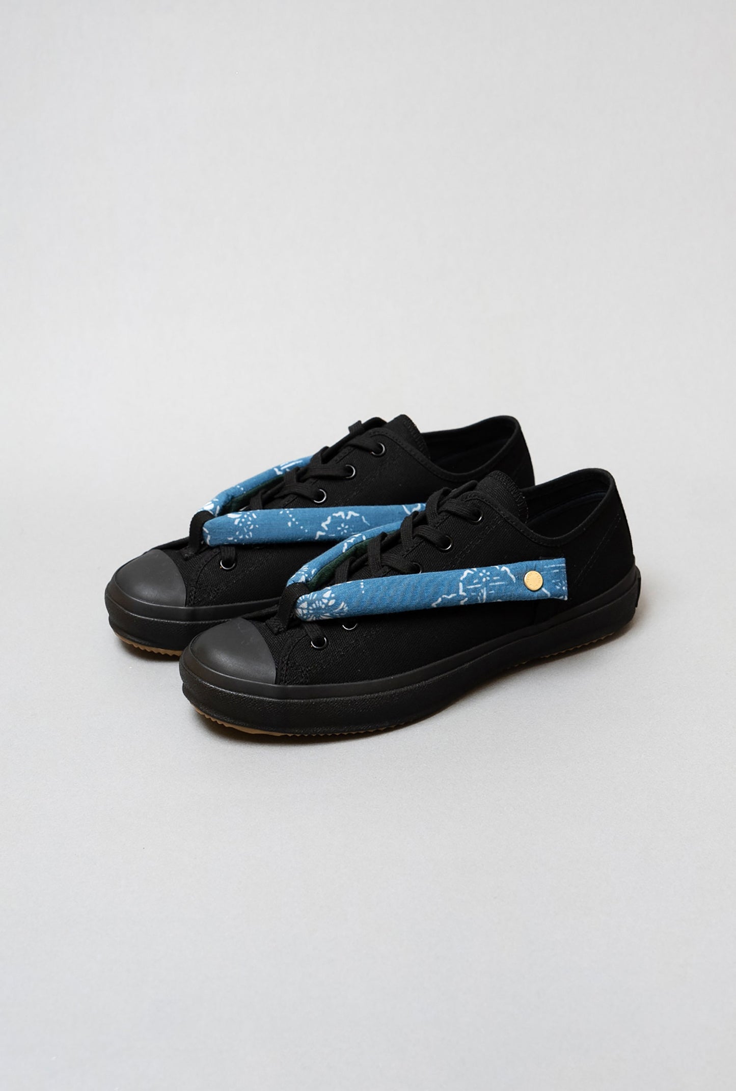 HANAO SHOES_SHOAI HIYA ZOME(花 / 緑)_Black_引き