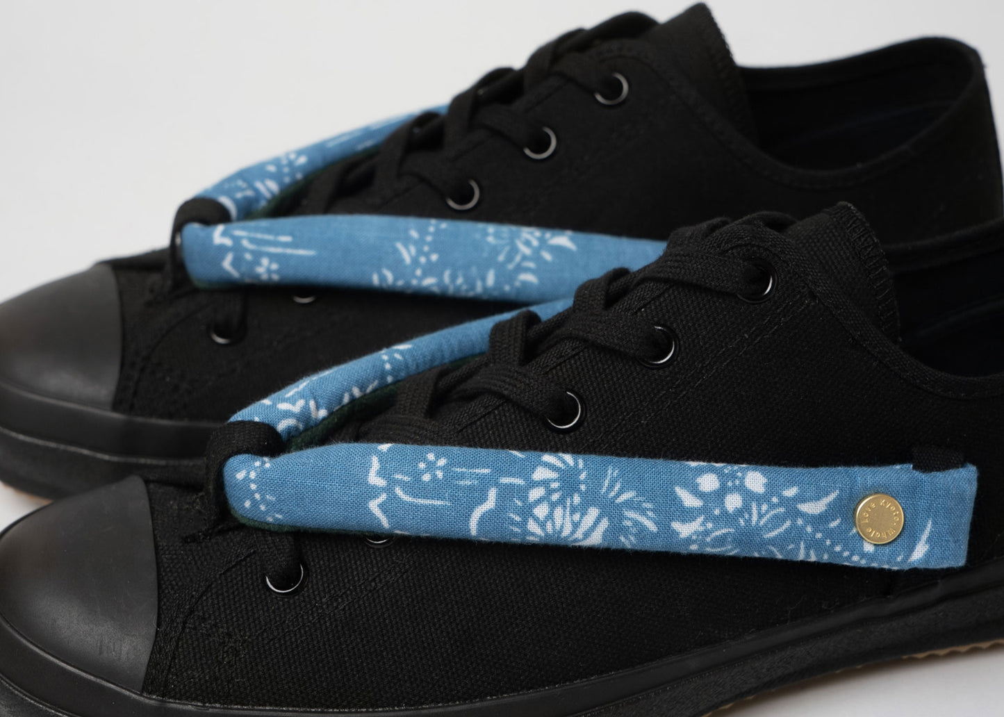 HANAO SHOES_SHOAI HIYA ZOME(花 / 緑)_Black_アップ