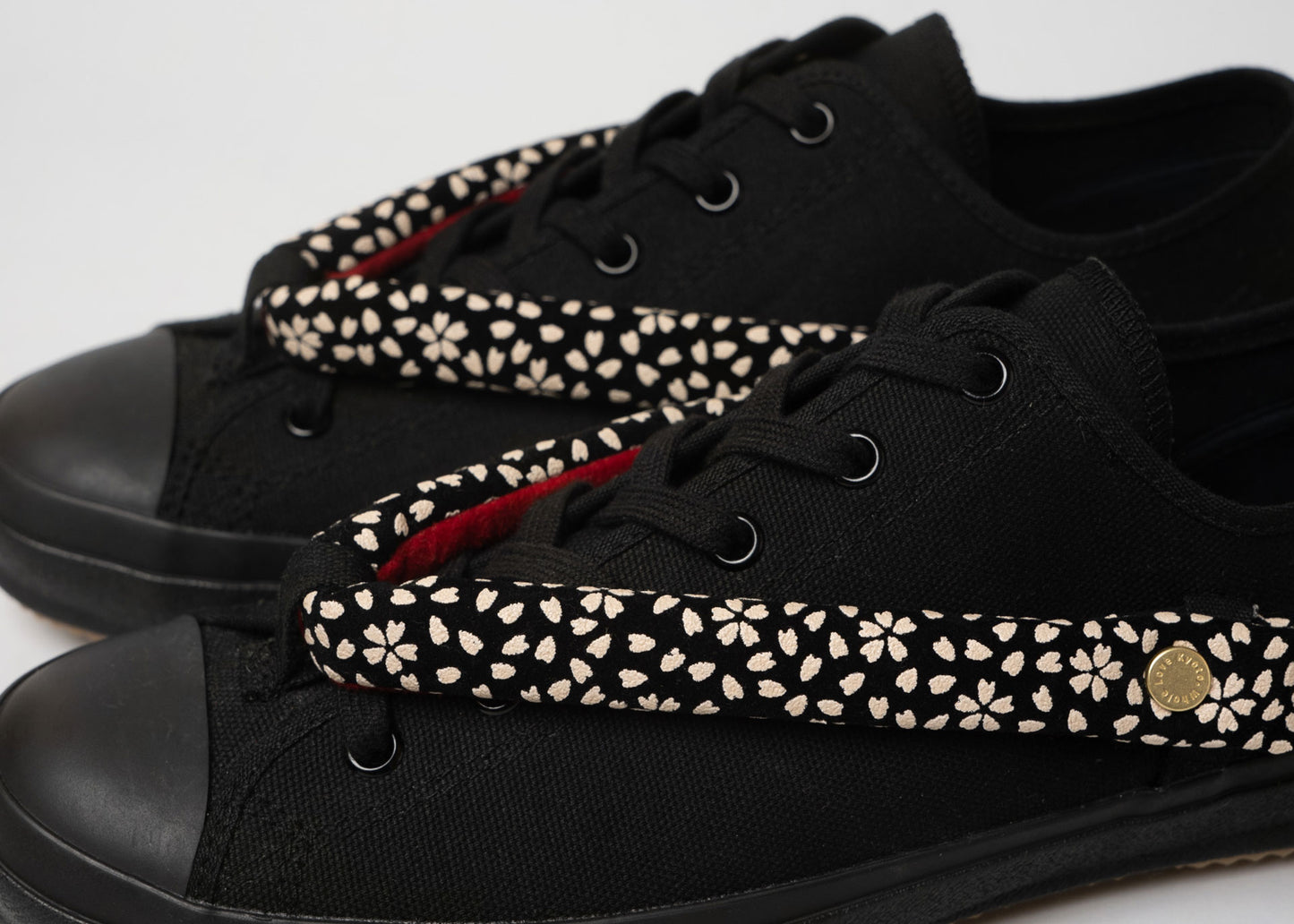 HANAO SHOES_Standard(桜 / red)_Black_アップ