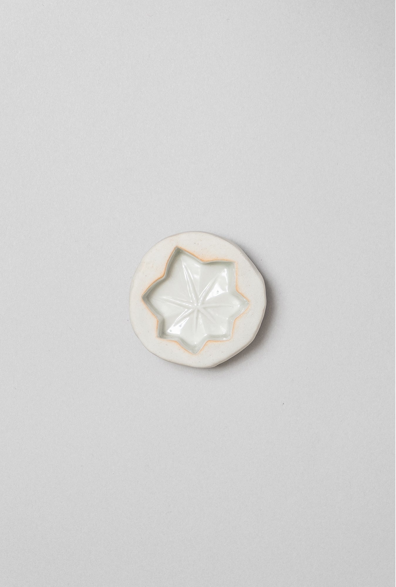 陶器の菓子型 3つセット(もみじ・菊・雪輪)