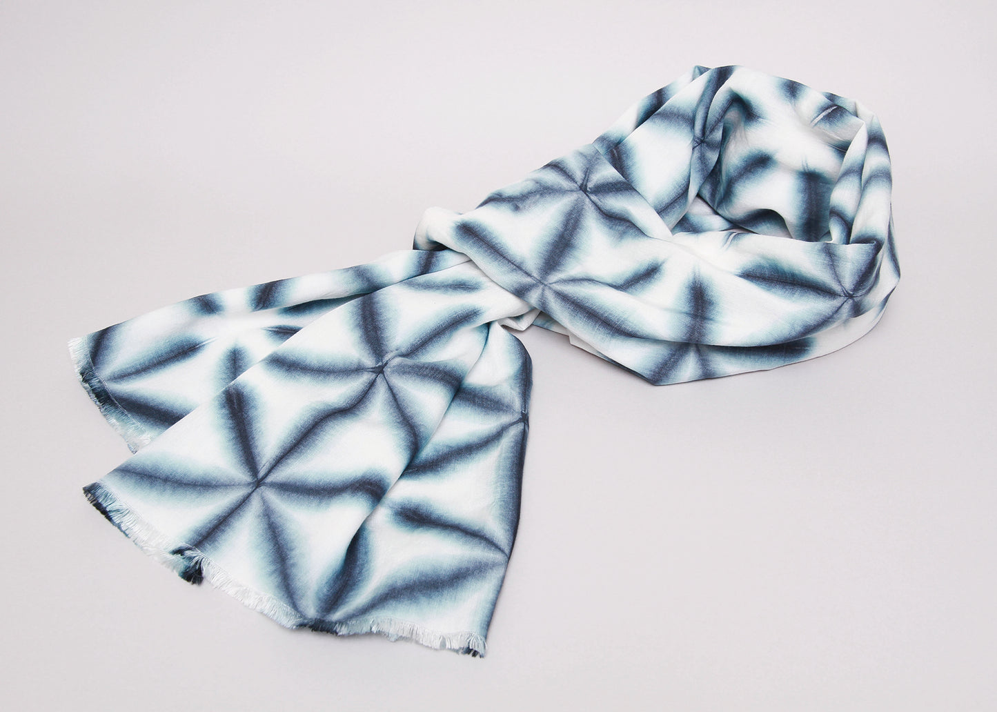 TOCHU 雪花絞り_ストール3