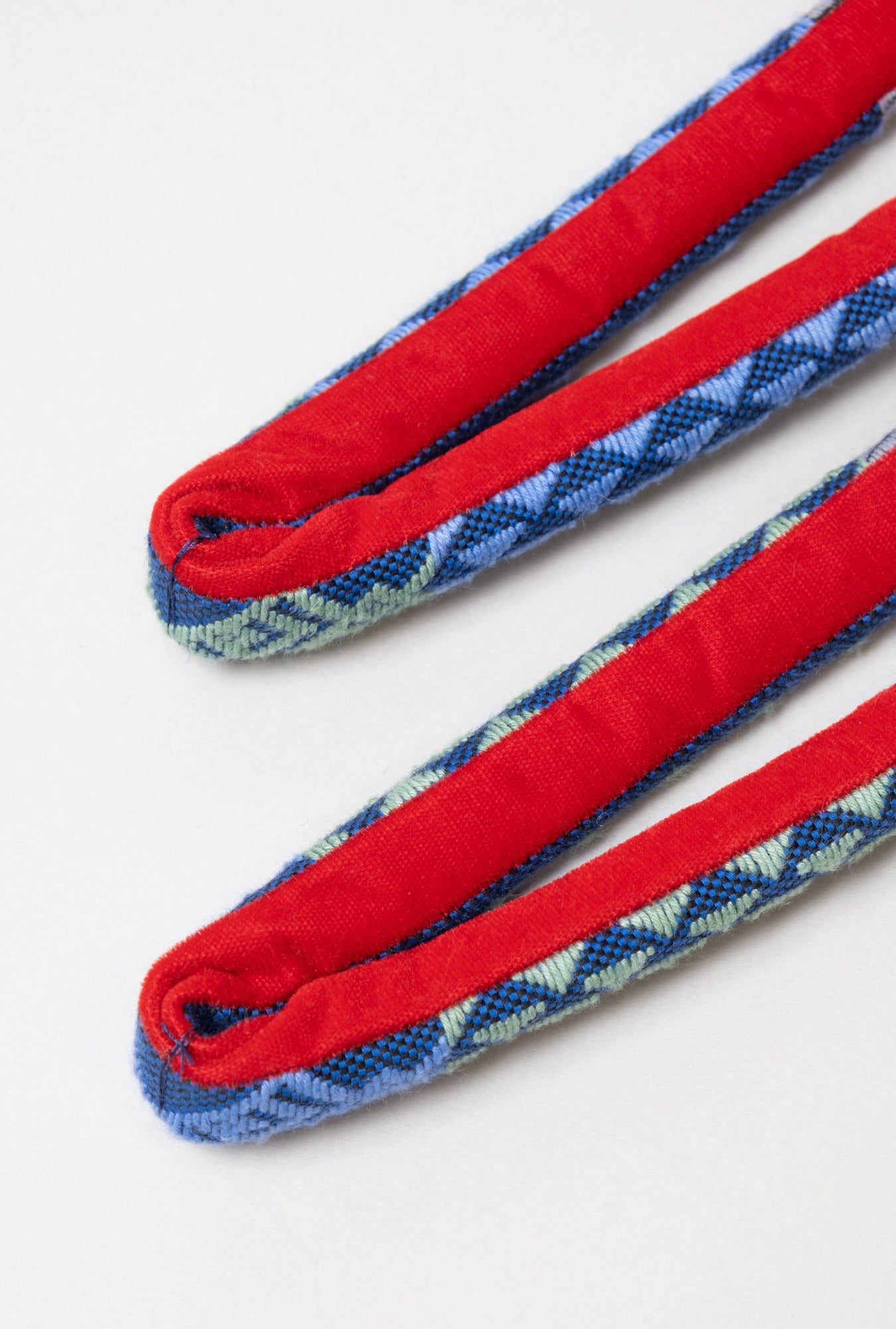HANAO SHOES_KOGINSASHI (Kogin embroidery)_17