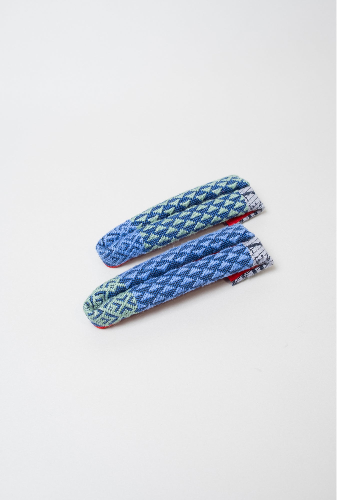 HANAO SHOES_KOGINSASHI (Kogin embroidery)_17