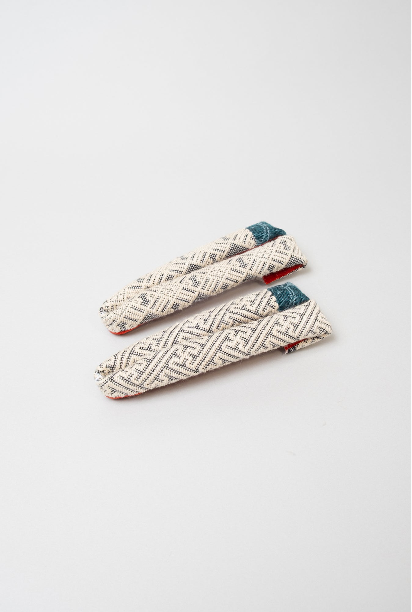 HANAO SHOES_KOGINSASHI (Kogin embroidery)_17
