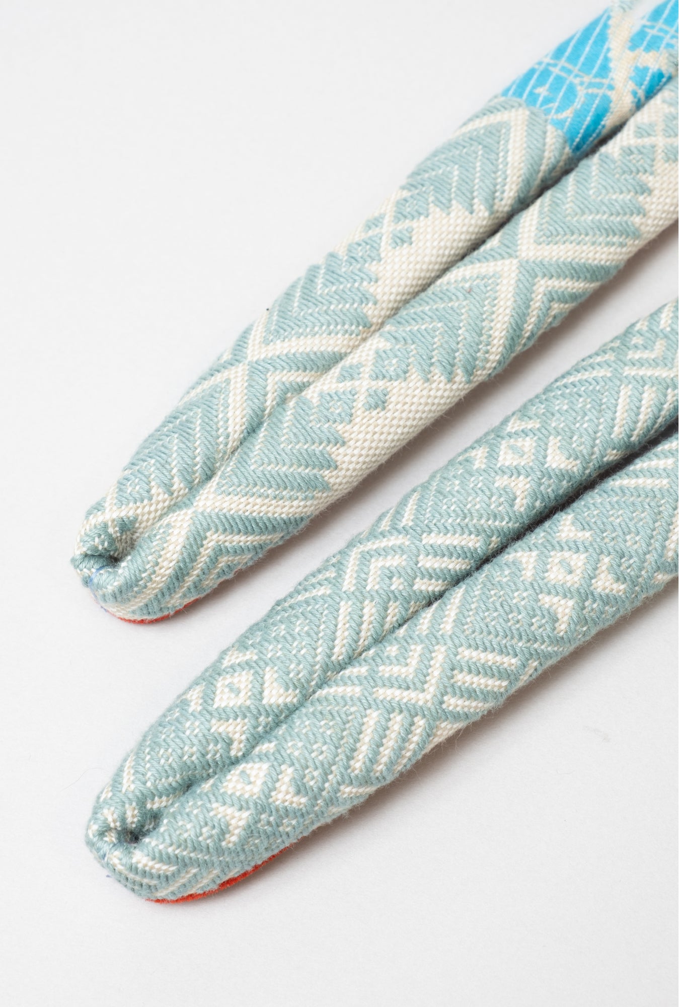 HANAO SHOES_KOGINSASHI (Kogin embroidery)_17