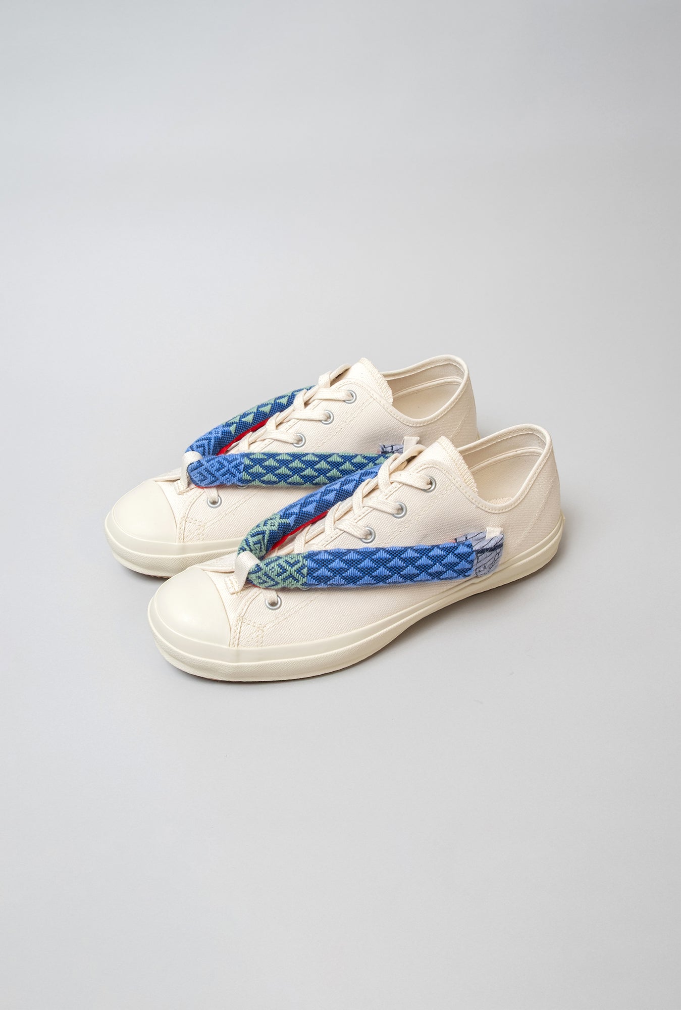 HANAO SHOES_KOGINSASHI (Kogin embroidery)_17