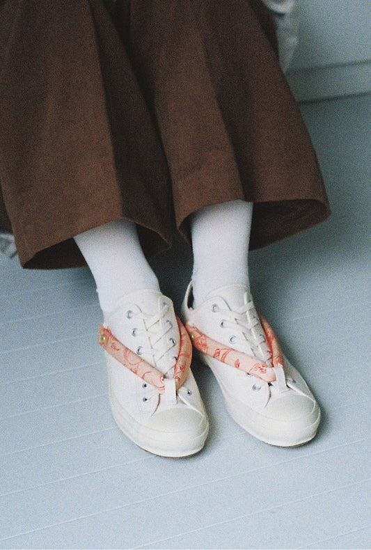 HANAO SHOES_KYOYUZEN (dyeing)_SUZUME and INAHO (sparrow and ear of rice plant)