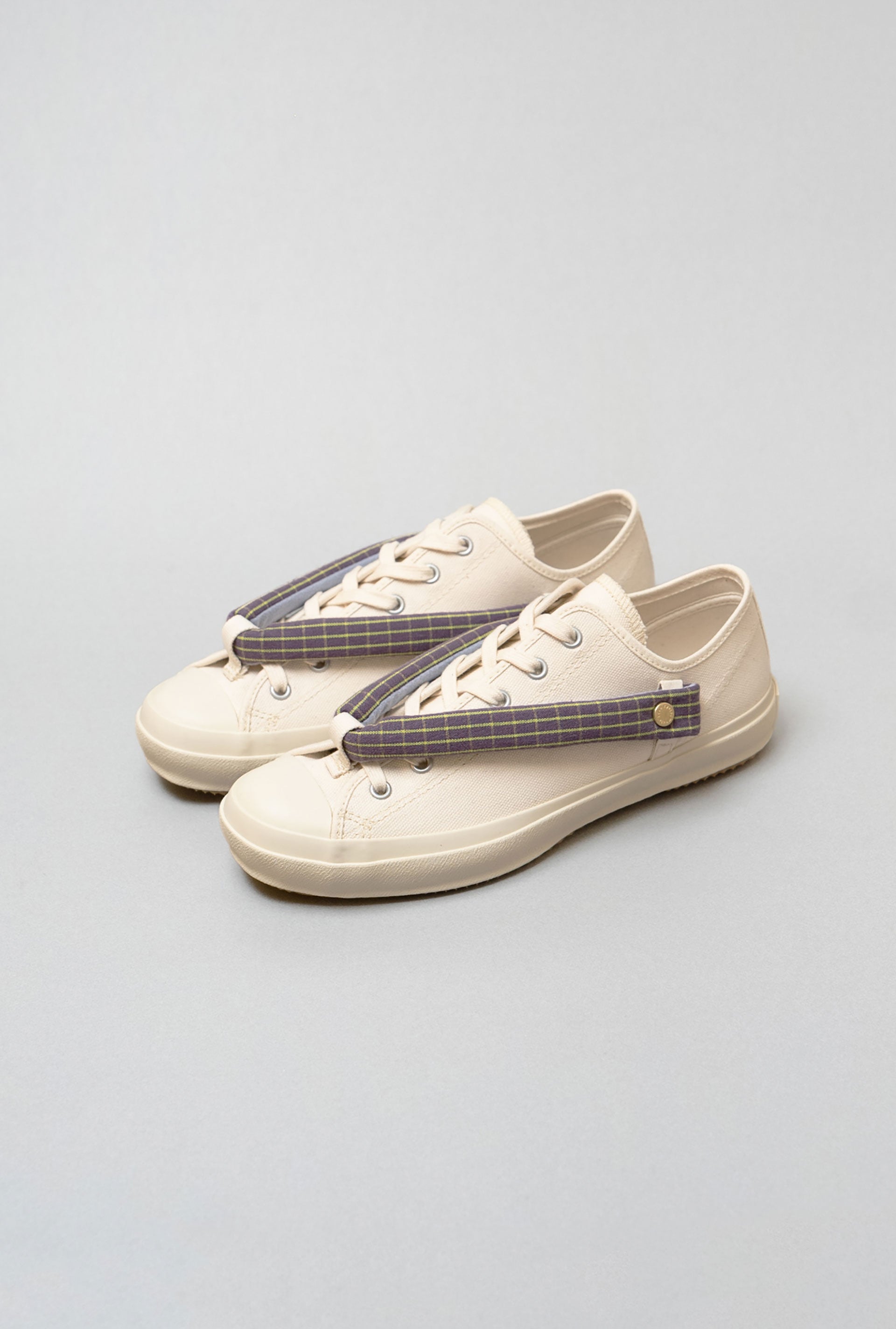 HANAO SHOES＿ISEMOMEN（壺菫）_White_引き