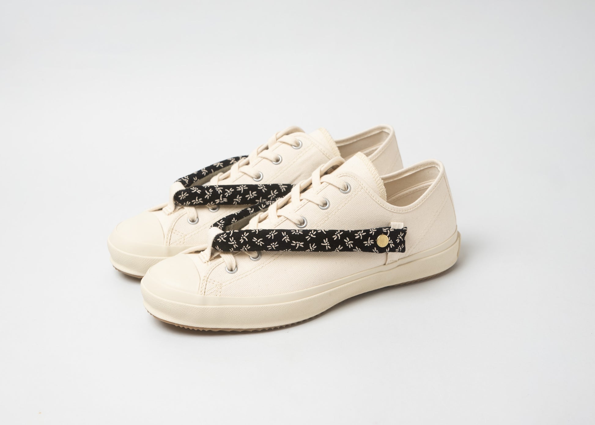 HANAO SHOES＿Standard（トンボ）_White_引き