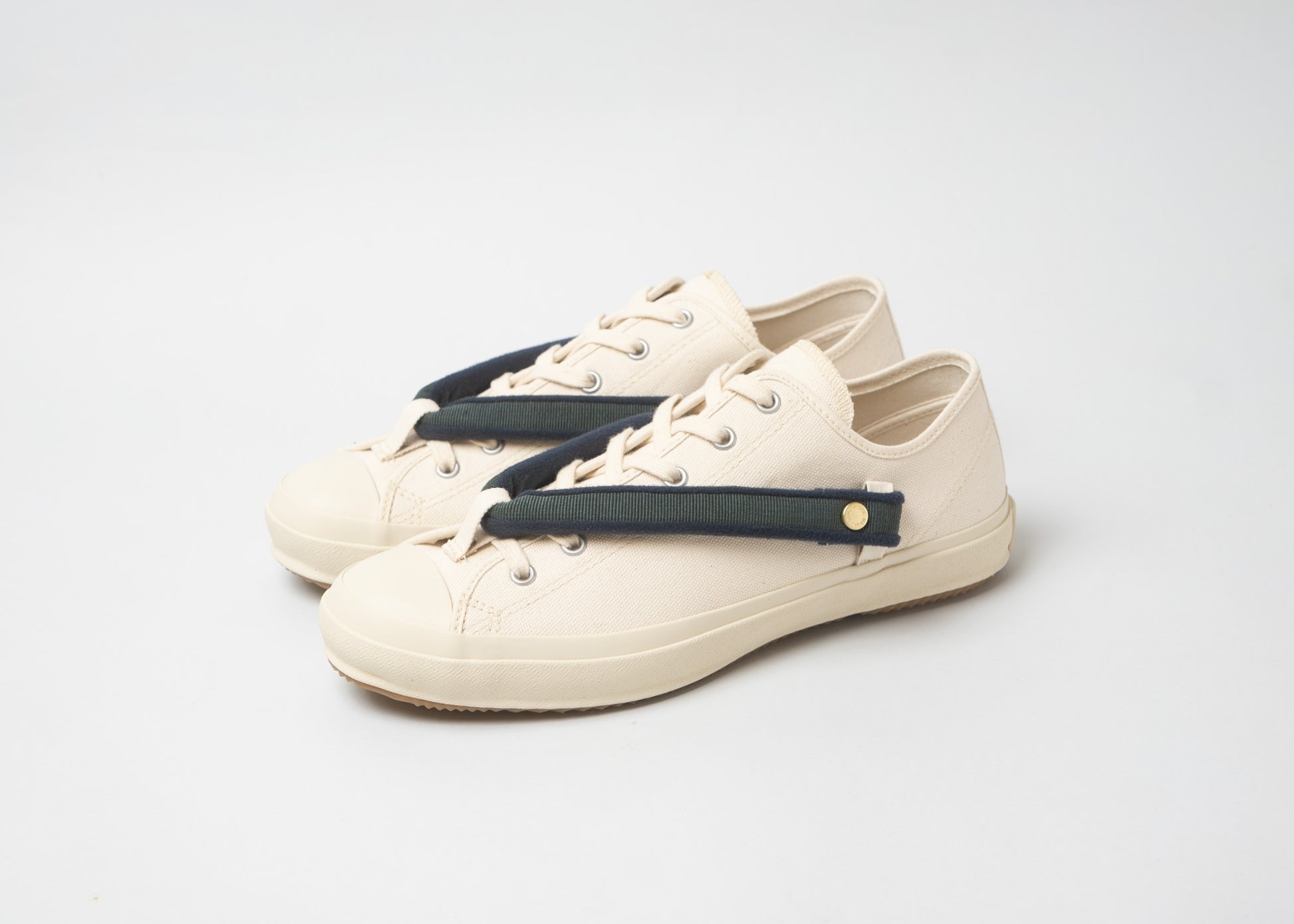 HANAO SHOES＿KYOSANADAHIMO（紺）_White_引き