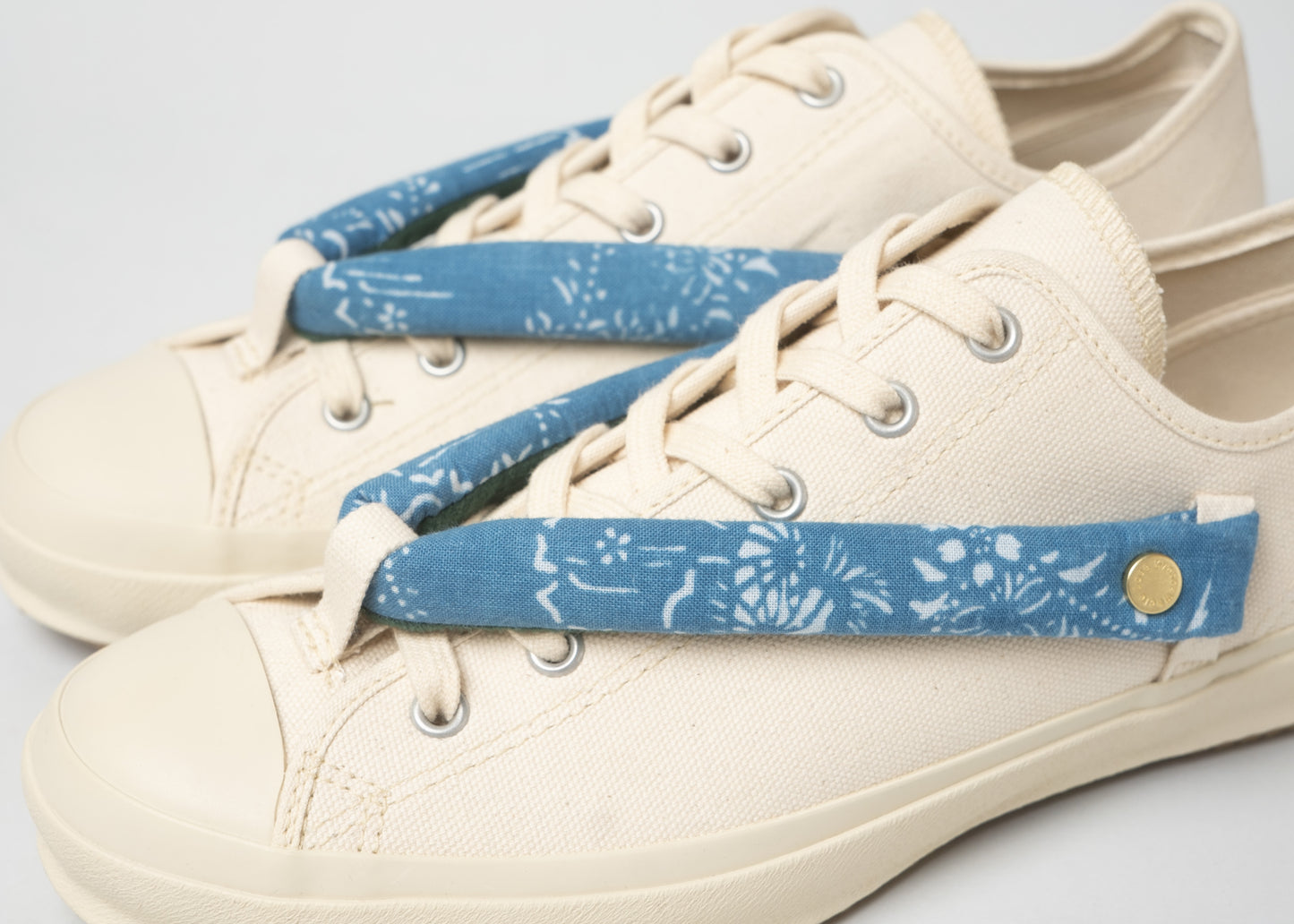 HANAO SHOES＿SHOAI HIYA ZOME（花 / 緑）_White_アップ