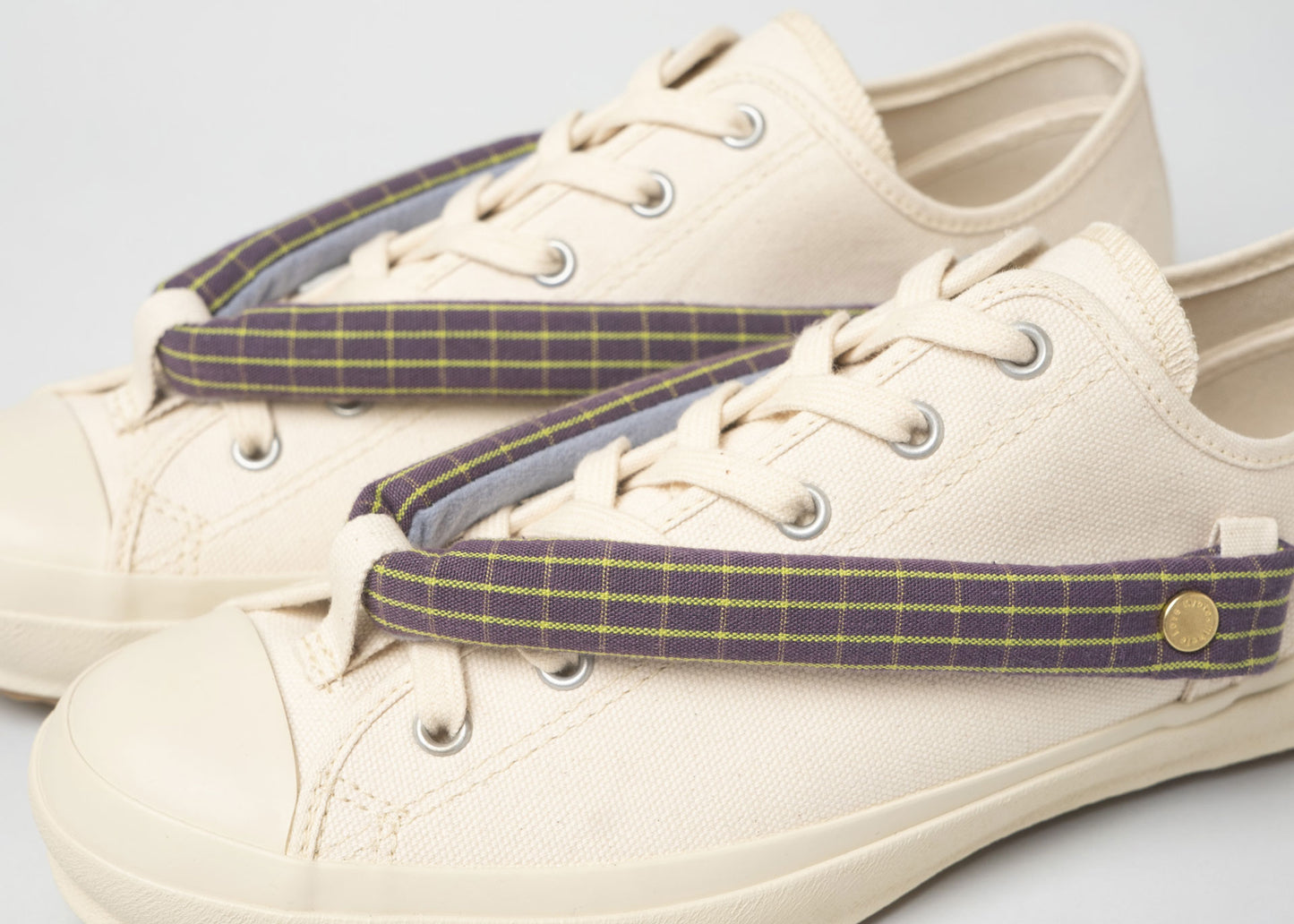 HANAO SHOES＿ISEMOMEN（壺菫）_White_アップ